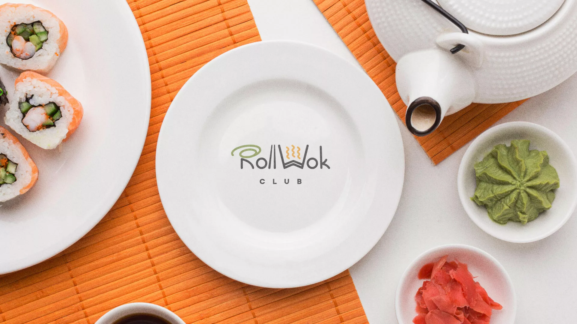 Разработка логотипа и фирменного стиля суши-бара «Roll Wok Club» в Талице